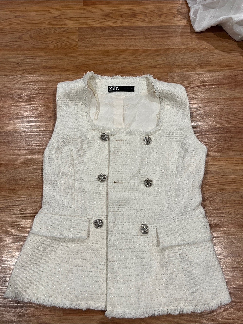 ZARA Cream Tweed Double-Breasted Sleeveless Vest